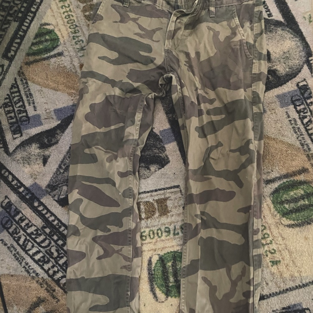 Camo pants